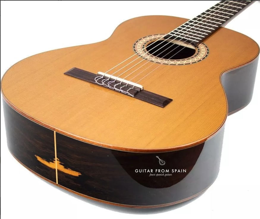 Camps M-1 classical guitar with spruce top, front view